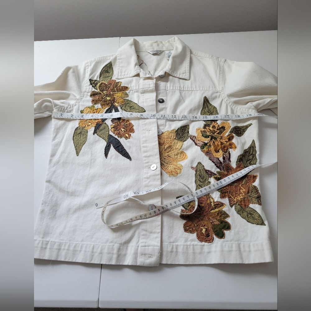 Laura Ashley Petite White Jacket with Embroidery - Picture 7 of 17